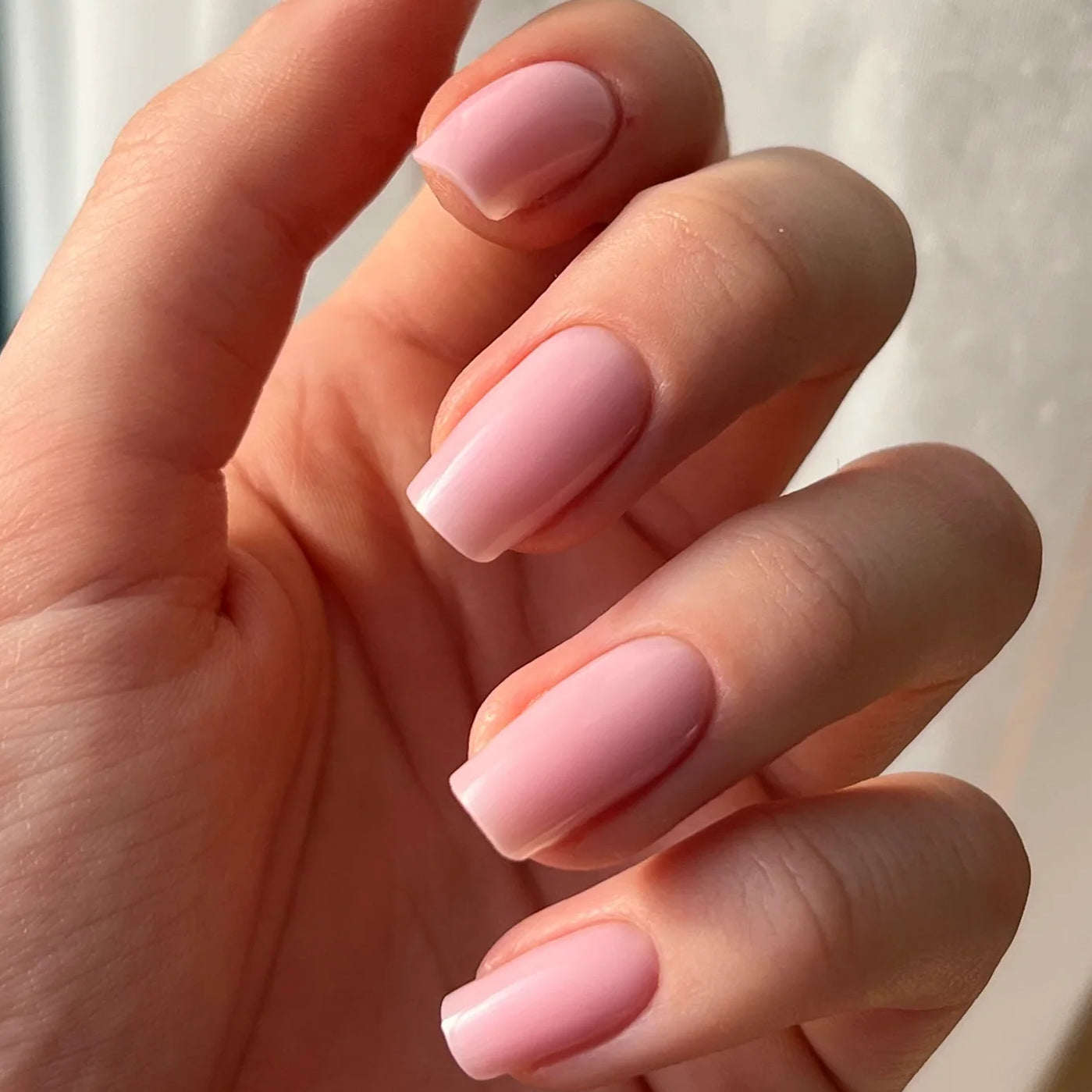 American Creator - Base Gel Lightful (Pink), 15ml