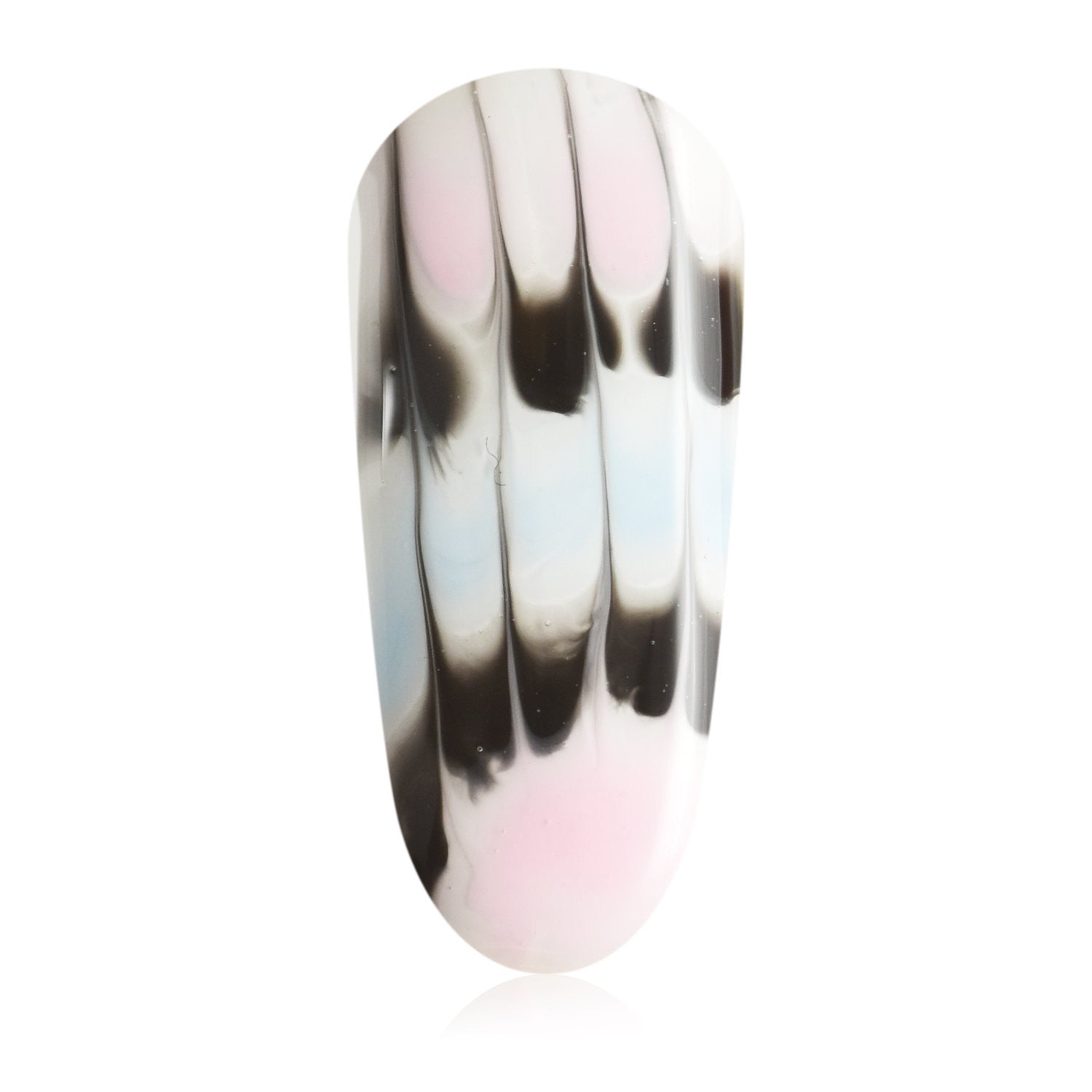 Perfect base for creative, diffused nail designs