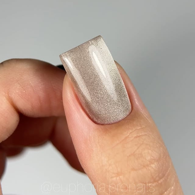 Cat's Eye Gel Polish Satin, 15 ml -HELLO