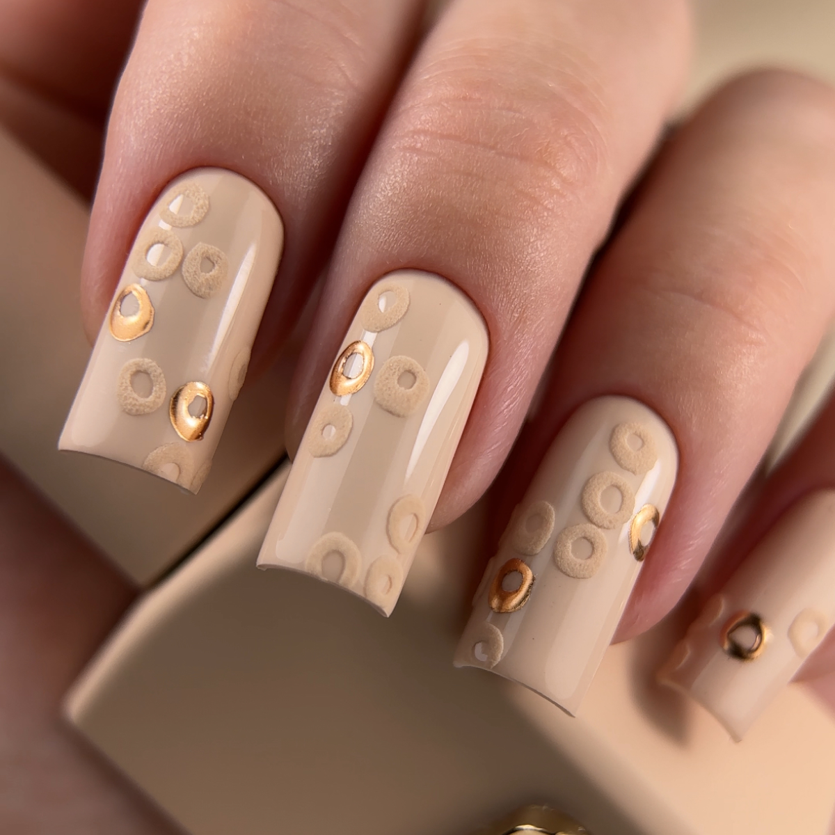 HELLO - Gel Polish Butter, 15ml