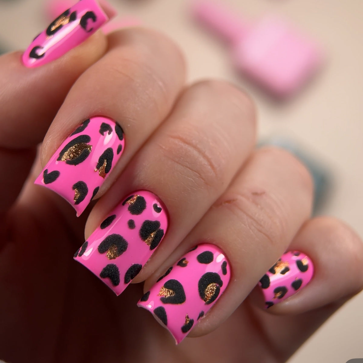 HEYLOVE (ex HELLO) - Gel Polish Hi, Barbie!, 15ml