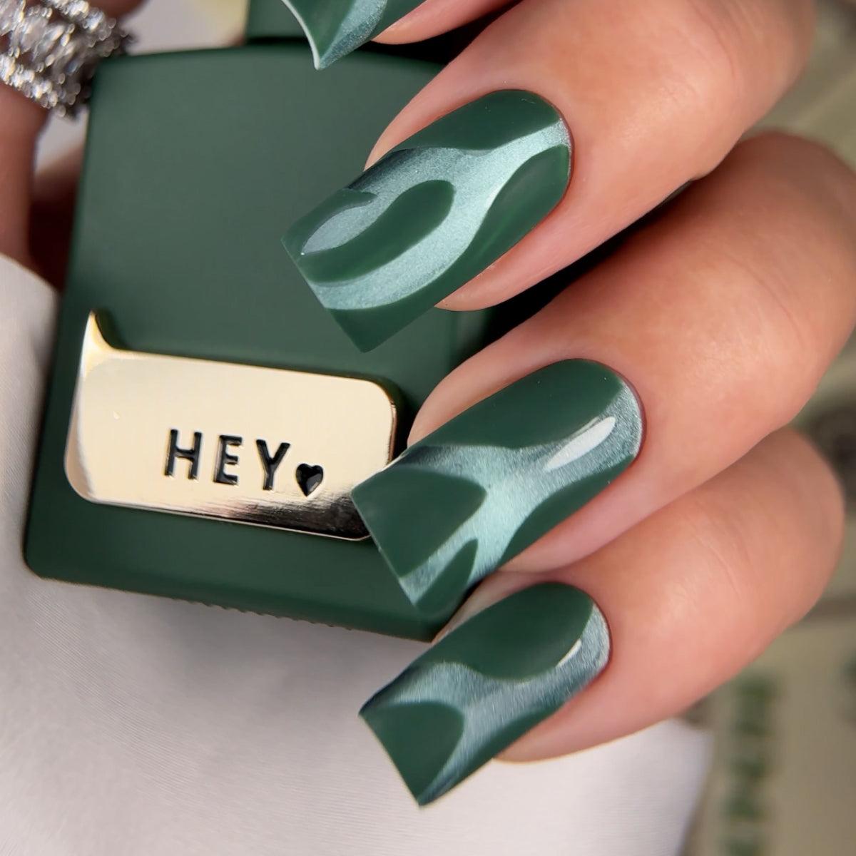 HEYLOVE (ex HELLO) - Gel Polish USD, 15ml